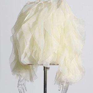 TWOTWINSTYLE Elegant Patchwork Ruffles Chiffon Blouse.